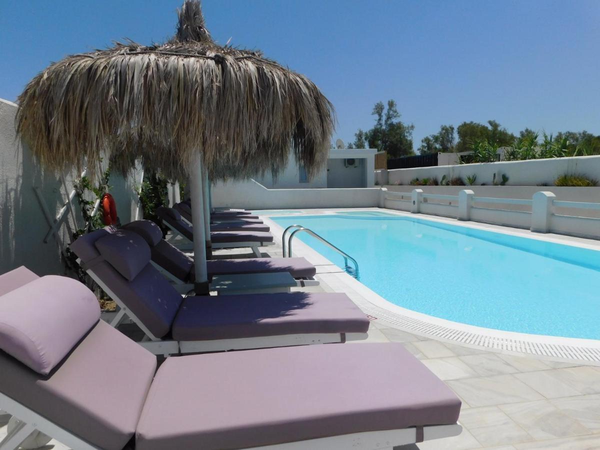 One And Only Beachfront Rooms Perissa  Exterior foto